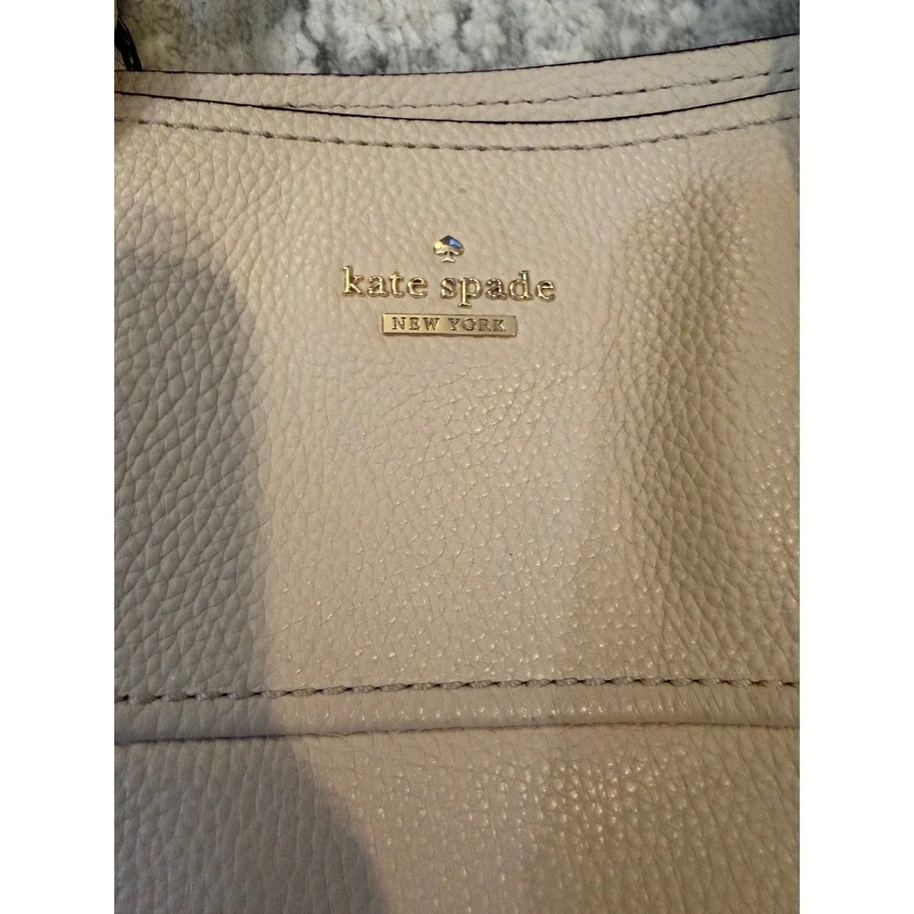 Kate Spade New York Beige Pebbled Leather Tote Shoulder Bag‎ Gold Hardware